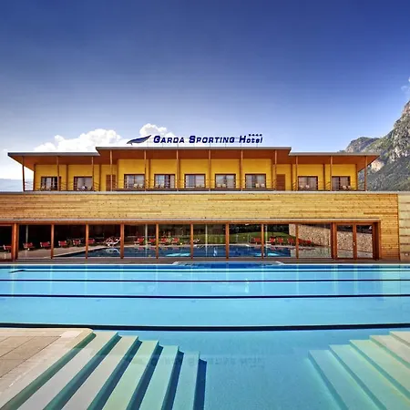 Hotel Garda Sporting Club 4*